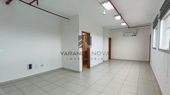 Sala Comercial com 48 m² no Jardim Botânico