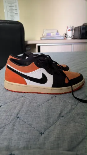 Tênis Air Jordan Low laranja original (não lançado no Brasil)