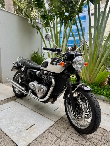 Bonneville T120 Triumph