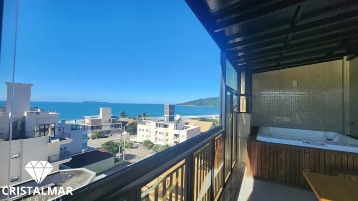 INVISTA NO CANTO GRANDE COM EXCELÊNCIA, COBERTURA DUPLEX A 150 METROS DO MAR