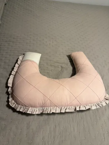 Roupas e utensílios de bebê