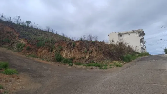  Terreno no loteamento Caiçara em Itaperuna