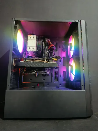 Pc Gamer i5 16Gb SSD R9