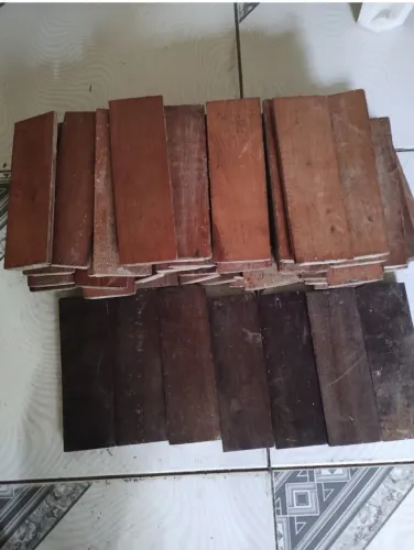 Vendo tacos 7x21, temos Ypê, maçaranduba, peroba rosa, peroba do etc