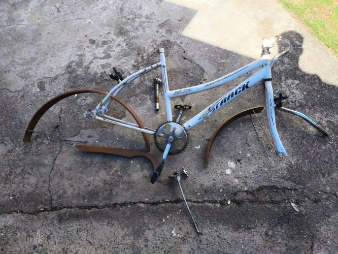 Bicicleta Track TB Classic Aro 26 para Montar + Rodas e Pneus