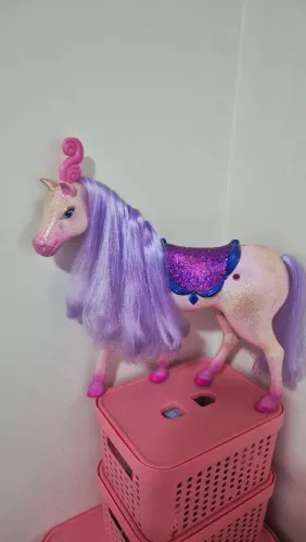 Cavalo da barbie castelo de diamantes