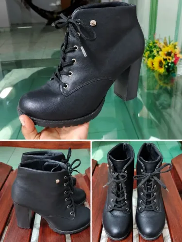 Bota Feminina Preta de Salto Grosso - Tamanho 39