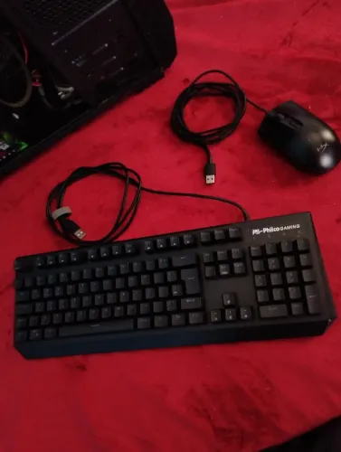 Vende-se teclado e mouse Gamer !!