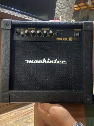 Caixa amplificadora - mackintech