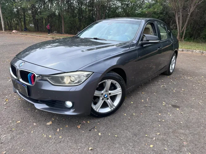 BMW 320I A Modern/sport TB 2.0/a.flex 16V 4P 2015