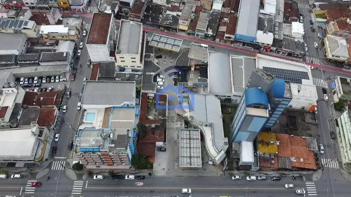 Casa comercial para locação no Centro de Caraguatatuba, SP