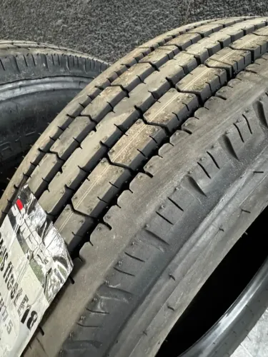 Pneu 215 Novo - 215 75 R17,5