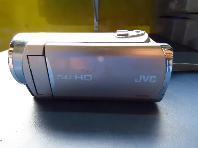 JVC GZ E117-N TROCAR FLETE TOUCHE MINI HDMI LIVE 10