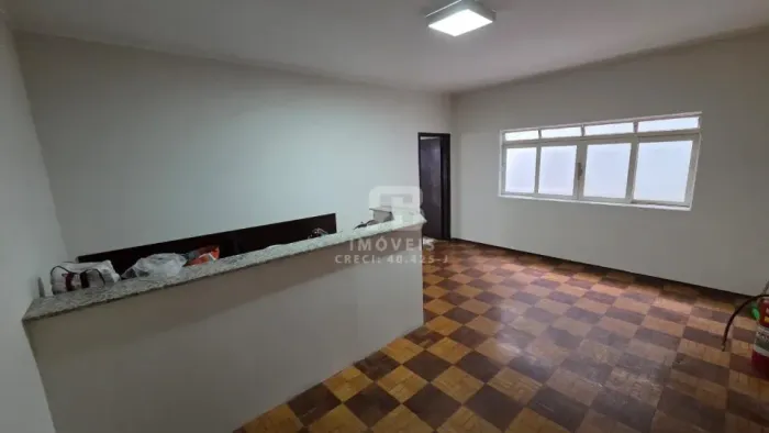 Casa Comercial