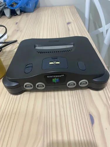 Nintendo 64 - usado