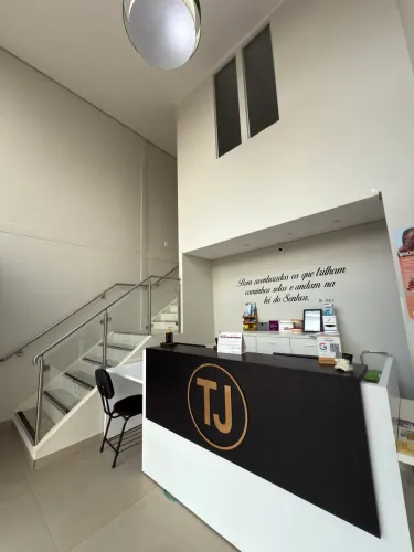 PONTO COMERCIAL CLÍNICA ODONTOLÓGICA 