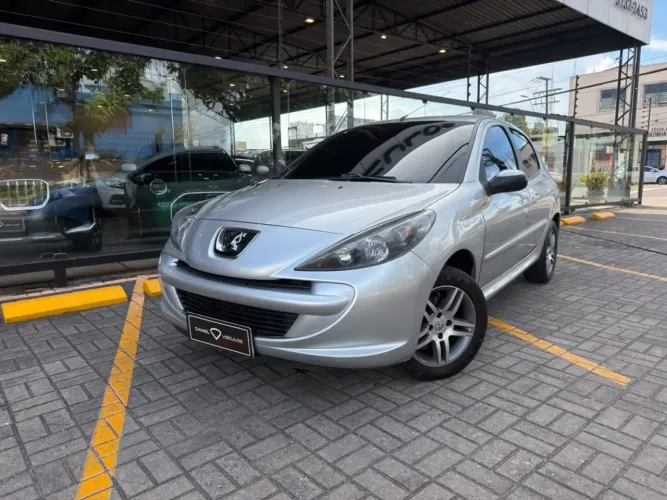 Peugeot 207 Active 1.4 Flex 8V 5P 2015