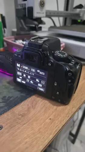 Camera Canon SL1