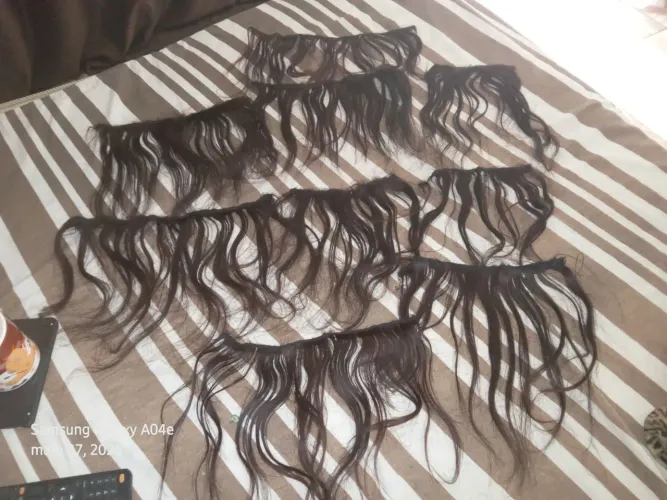 Cabelo humano na tela 