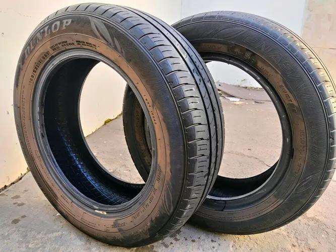 Par de Pneus DUNLOP 175 65 R14