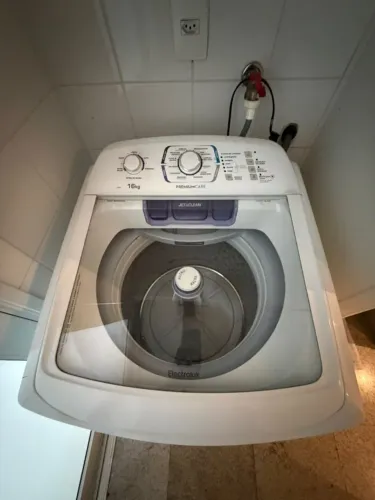 Máquina de lavar Electrolux 16kg PremiumCare ? precisa de conserto