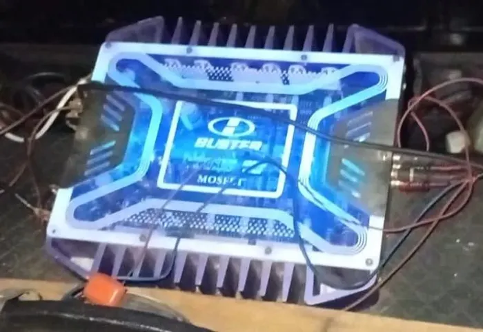 Amplificador Buster Tuning Power 1300W