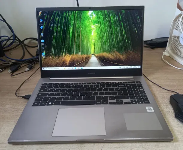 Notebook Samsung Core i3 de 10° Gen