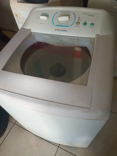 MAQ LAVAR ELECTROLUX 12KG