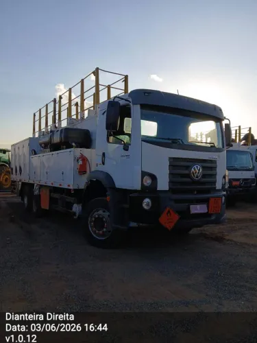 Volkswagen 26.280 E Constel. 6x4 2p (diesel)(E5) 2020/2021 Vamos Seminovos Ribeirão Preto