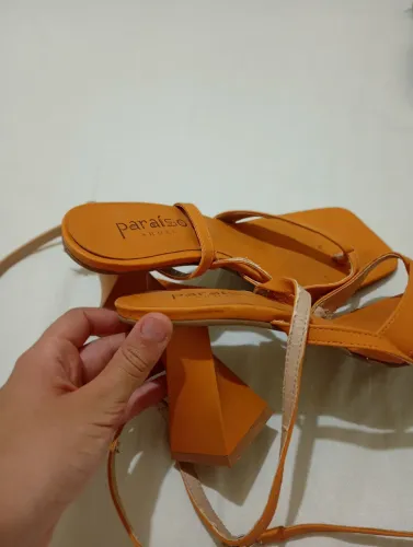 Sandália Paraíso Shoes - Nova, nunca usada!