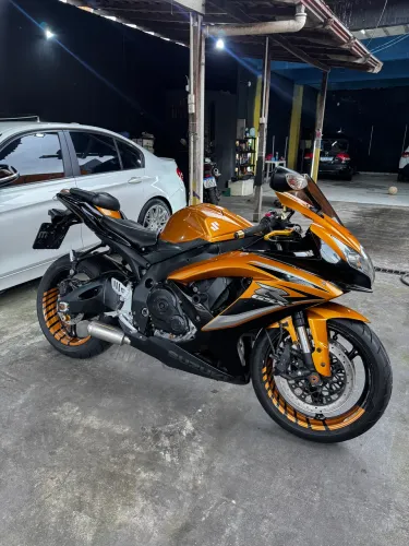 Suzuki Srad gsxr 750cc