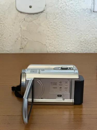 Filmadora digital Sonu Handycam DCR sr68 (usada)