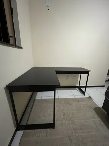 Mesa em L de escritório