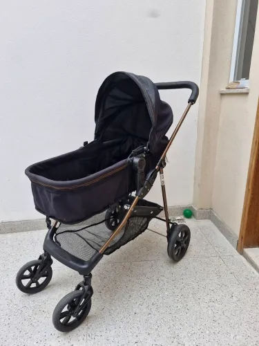 Carrinho de bebê Moisés + bebê conforto Galzerano