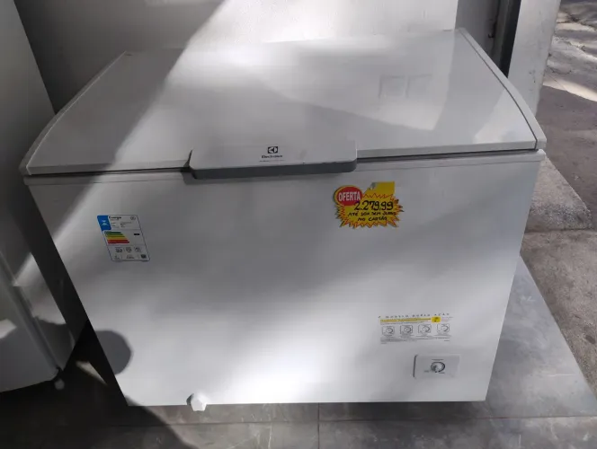 Freezer Horizontal Electrolux 315L Inverter "Hi330" 