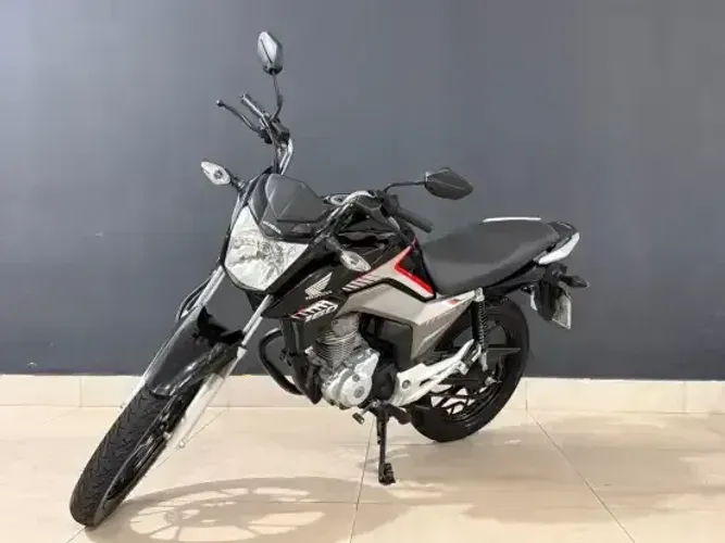 VENDO TITAN 2018 UNICO DONO KM BAIXO