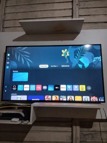 Televisão smart 43pol