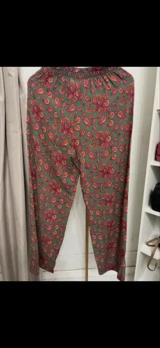 calça estampada 40
