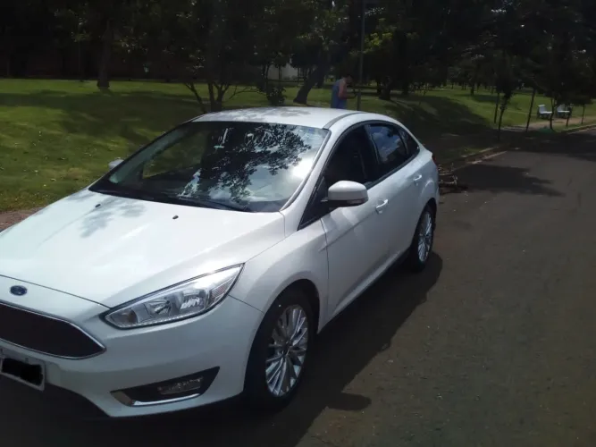 Ford Focus Fastback Se/se Plus 2.0 Flex Aut. 2016