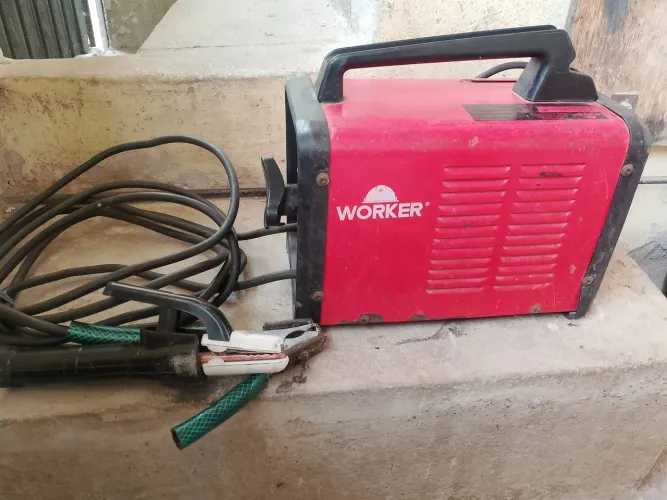 Vendo máquina de solda worker 