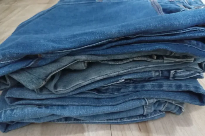 Lote com 4 calças jeans n. 36