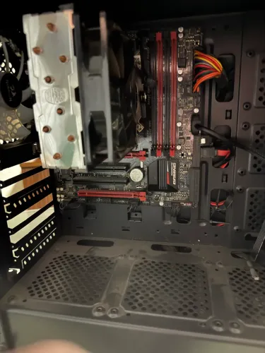 i7 7700 + Placa mãe Gigabyte H270m + Air cooler Coolermaster 