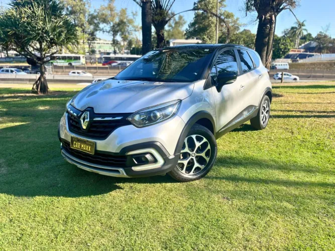 Renault Captur Intense 1.3 TB 16V Flex 5P AUT 2022