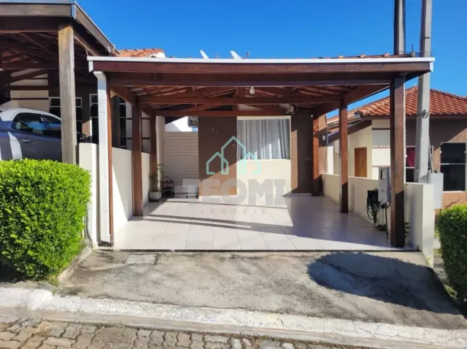 Casa com 2 dormitórios sendo 1 suíte à venda, 90 m² por R$ 350.000 - Fonte Imaculada - Tau