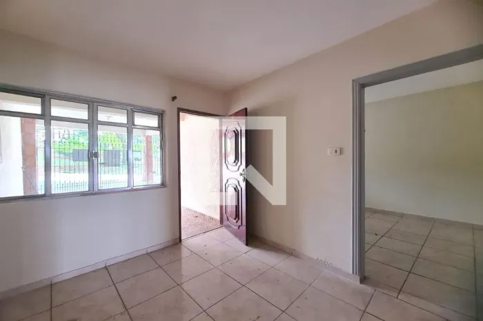 Casa à Venda - Parque São Lucas, 3 Quartos, 220 m2