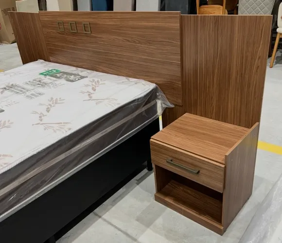 Cabeceira de Cama com Criado NOVO