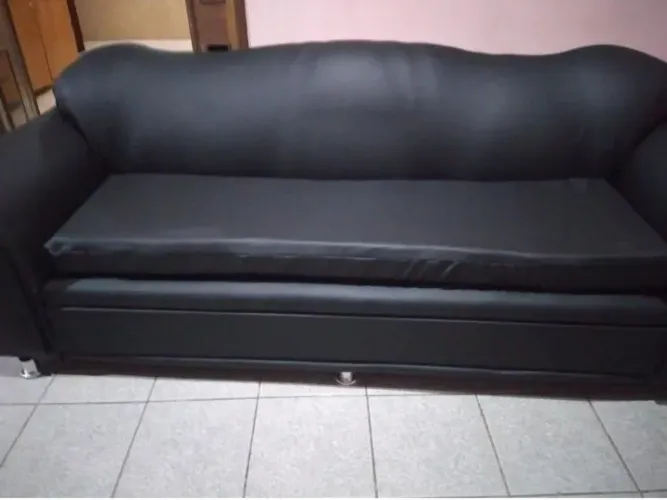 Sofa grande 4 lugares em Curvin