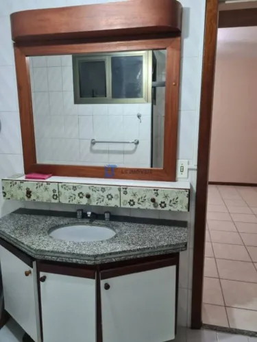 Apartamento com 3 dormitórios para alugar, 160 m² por R$ 6.198,80/mês - Centro - São José