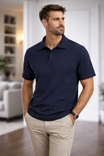 Camisa Polo Zara original, tamanho L, Azul, em excelente estado ? usada apenas 2 vezes.