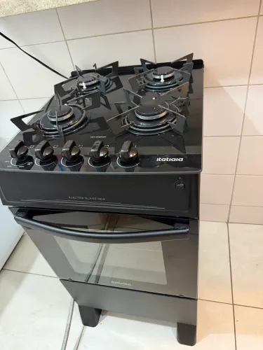 VENDO FOGÃO NOVINHO